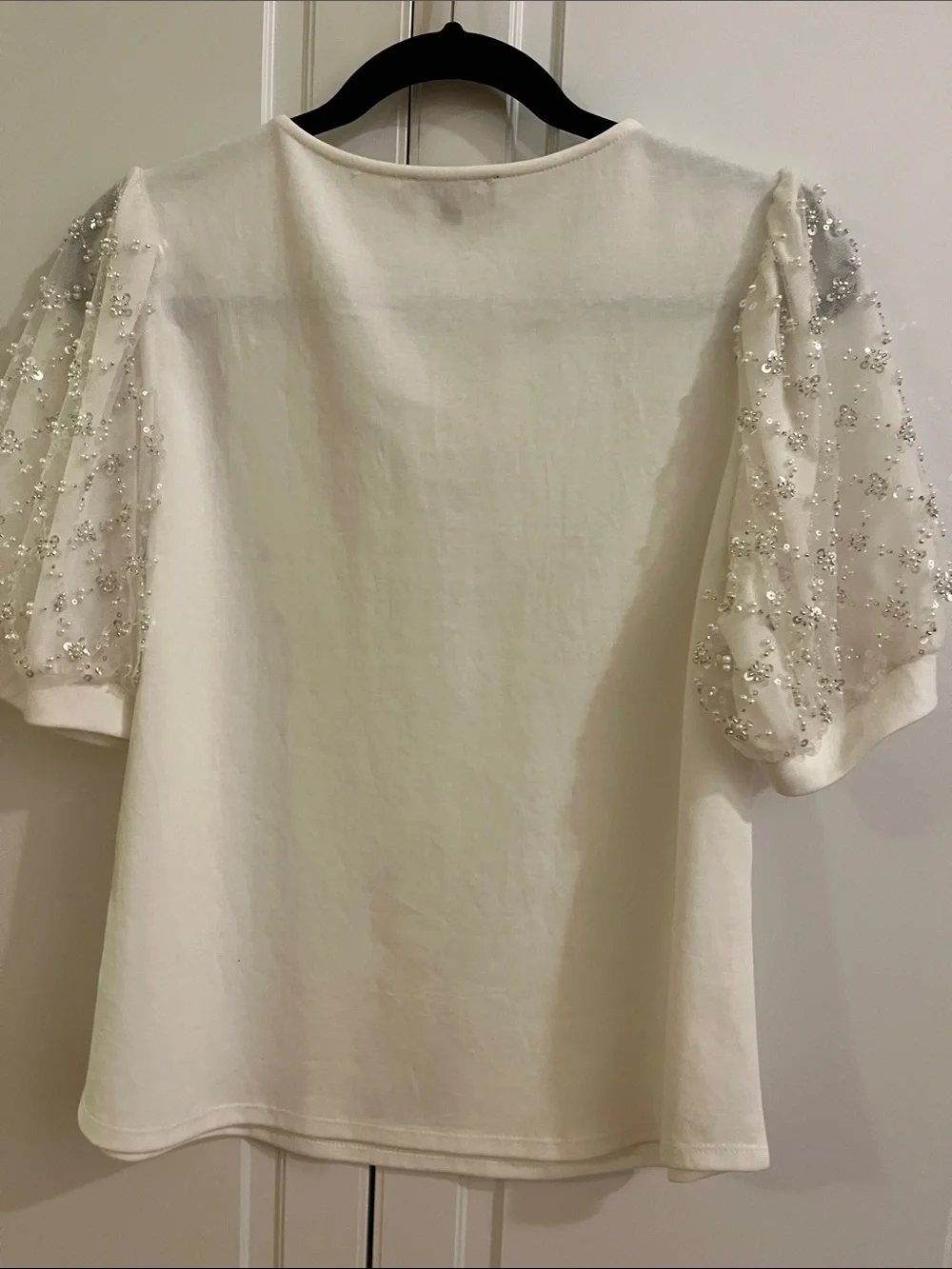 Banana Republic White Beaded Puff Sleeve Top
